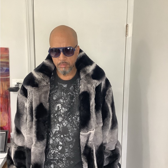 Luxury Chinchilette Bomber “New” - Picture 2 of 3